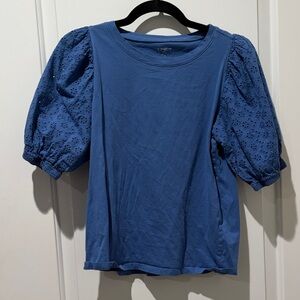 LOFT top puffy sleeve